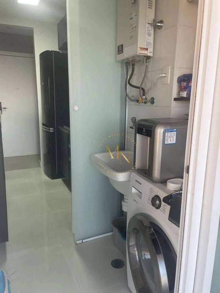 Apartamento à venda com 2 quartos, 61m² - Foto 9