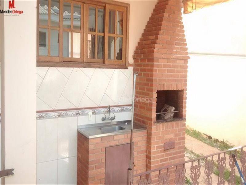 Casa de Condomínio para alugar com 3 quartos, 360m² - Foto 28