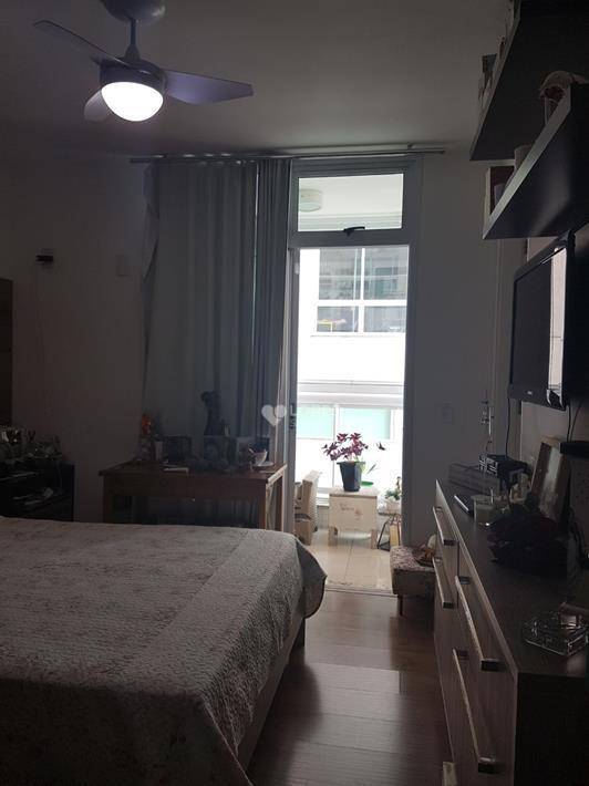 Apartamento à venda com 3 quartos, 111m² - Foto 6