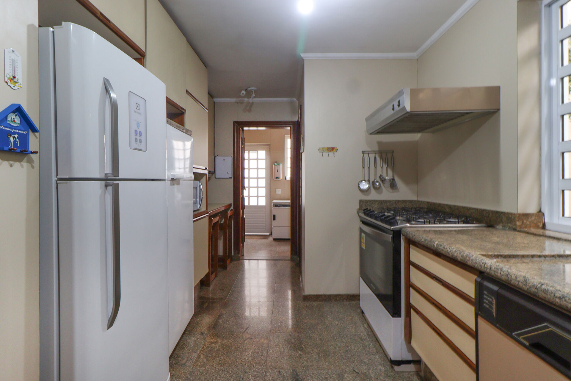 Casa à venda com 3 quartos, 550m² - Foto 15