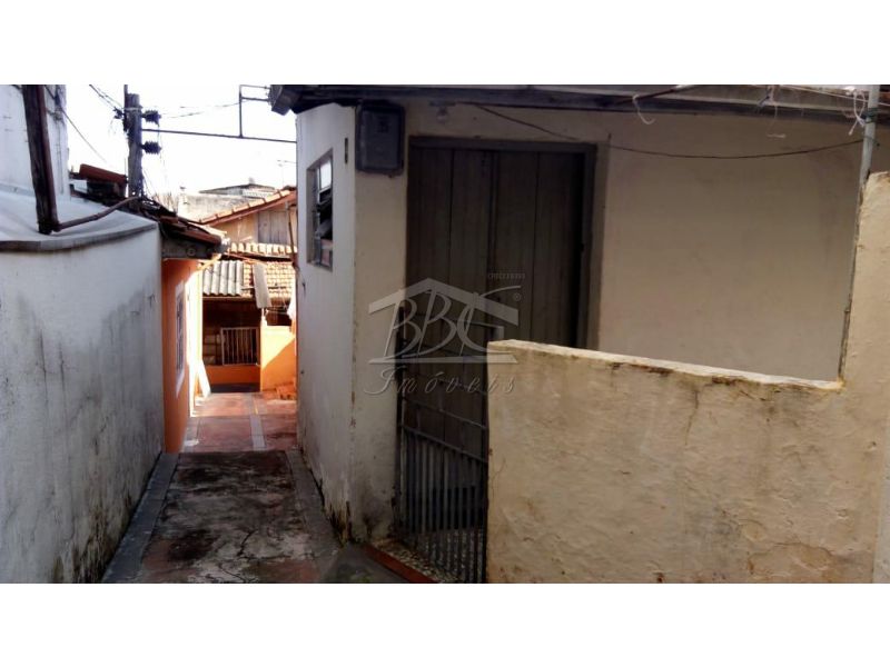 Casa à venda com 2 quartos, 200m² - Foto 3