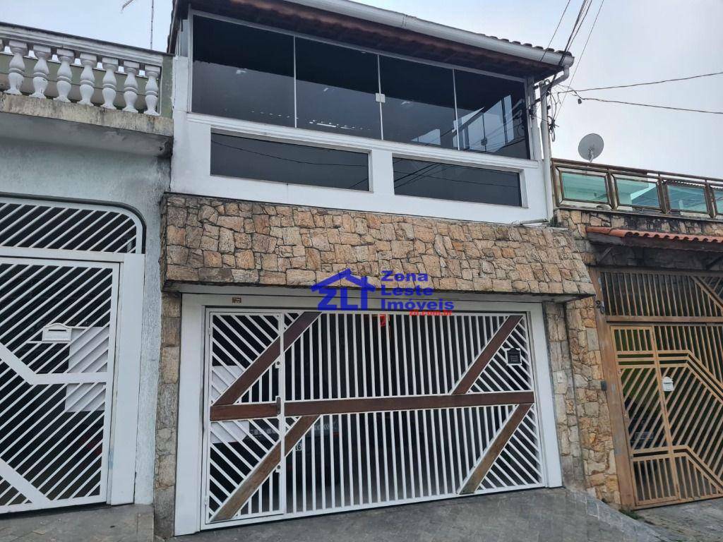 Sobrado à venda com 3 quartos, 161m² - Foto 1