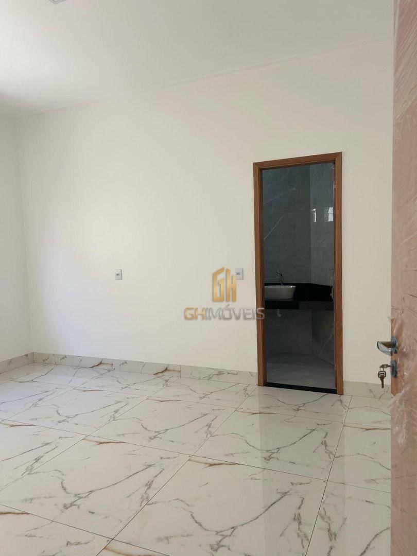 Casa à venda com 2 quartos, 132m² - Foto 9