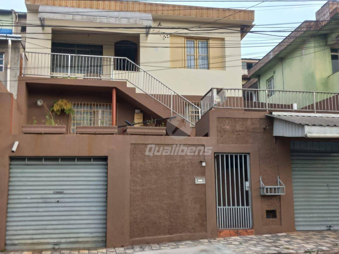 Casa à venda com 3 quartos, 150m² - Foto 2