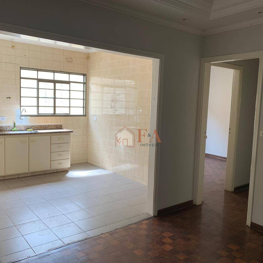 Casa à venda com 4 quartos, 221m² - Foto 18