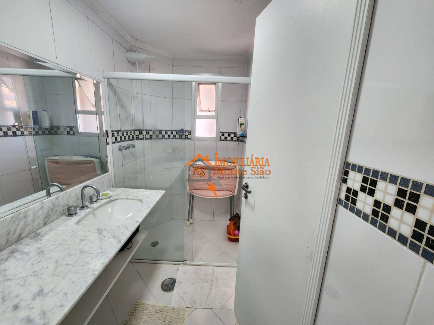 Apartamento à venda com 3 quartos, 96m² - Foto 16