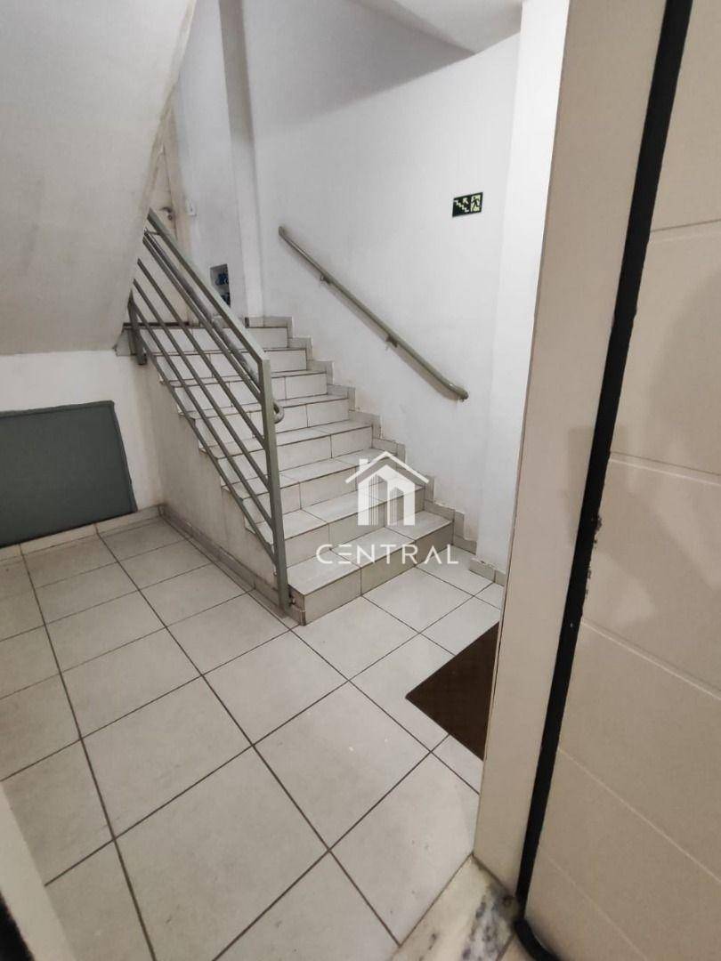 Apartamento à venda com 2 quartos, 50m² - Foto 3