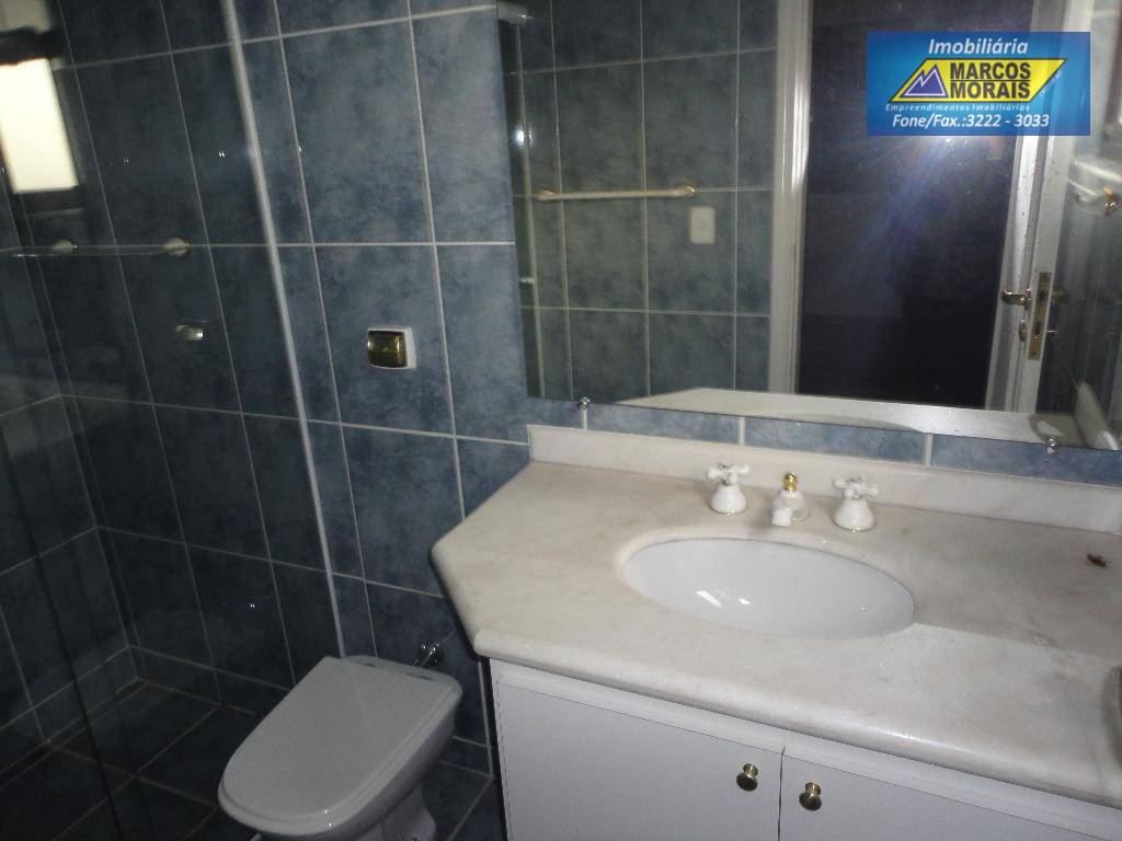 Apartamento à venda com 3 quartos, 189m² - Foto 17