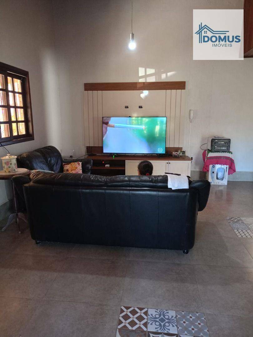 Chácara à venda com 3 quartos, 200m² - Foto 30