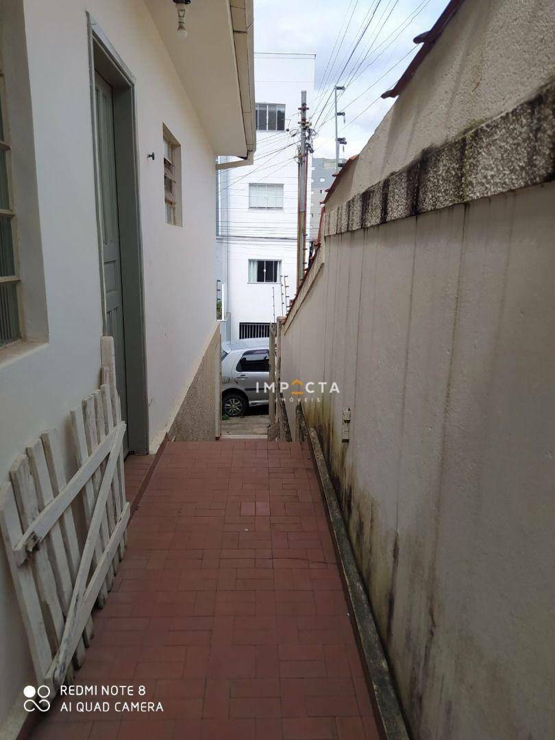 Casa à venda com 2 quartos, 108m² - Foto 6