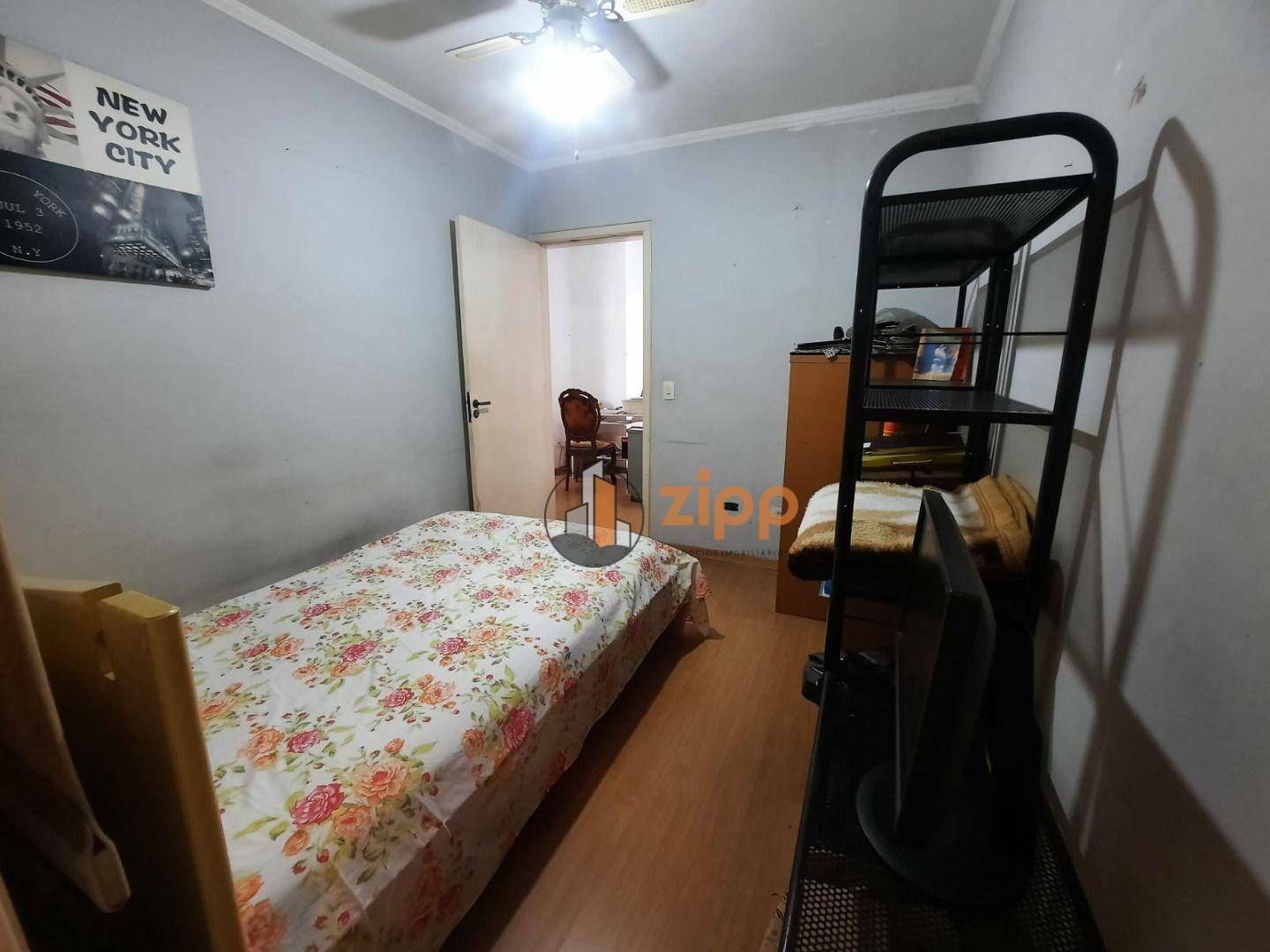 Sobrado à venda com 3 quartos, 142m² - Foto 4