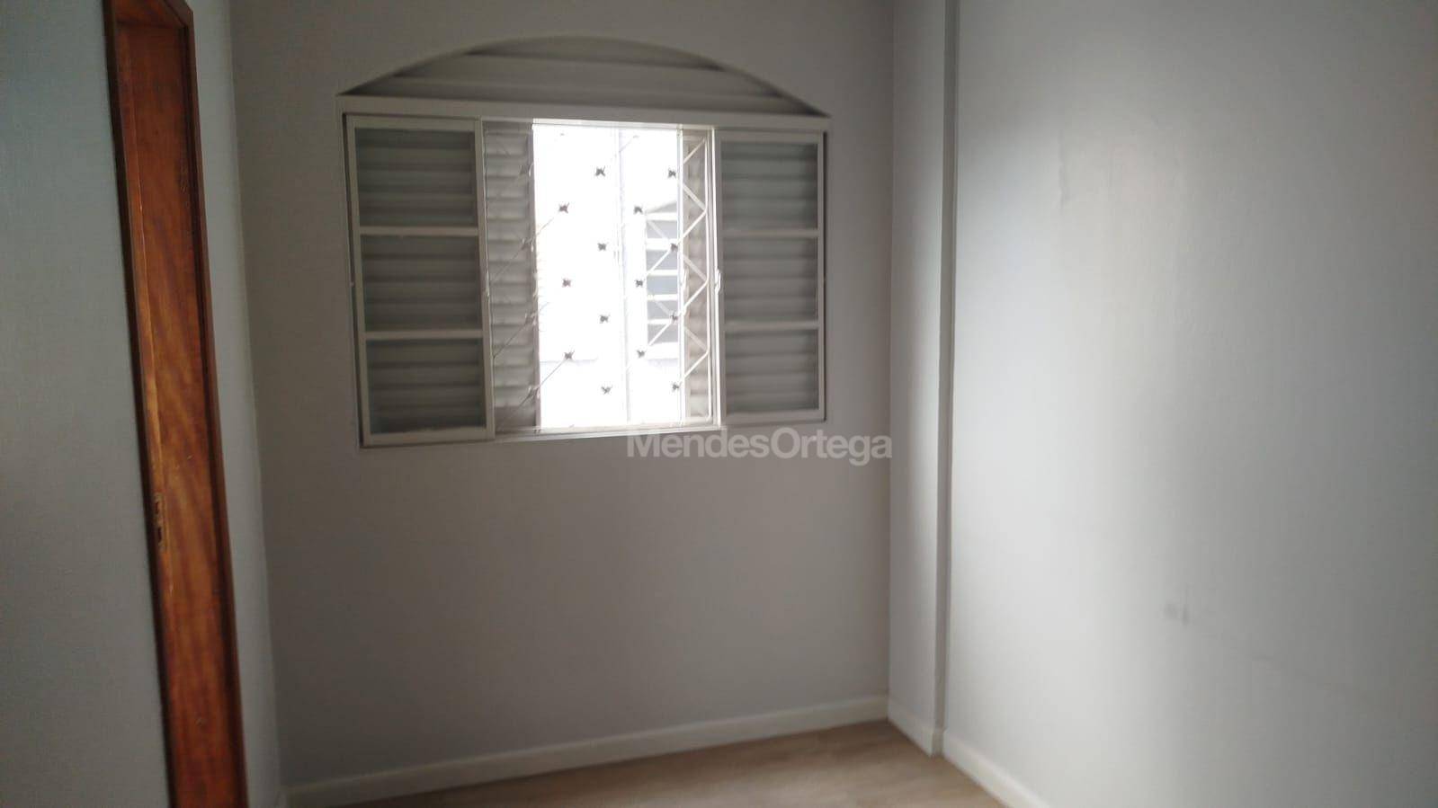 Apartamento para alugar com 3 quartos, 80m² - Foto 14