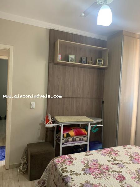 Apartamento à venda com 2 quartos, 45m² - Foto 3