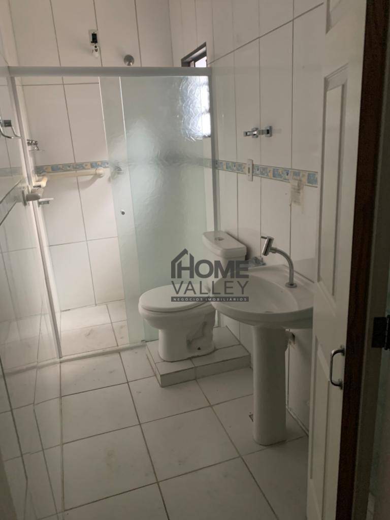 Casa à venda com 4 quartos, 190m² - Foto 12