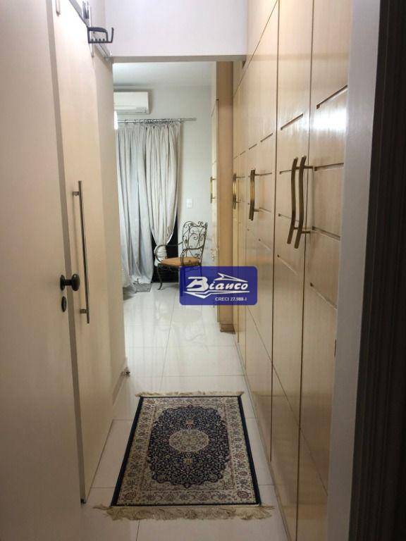 Apartamento à venda com 4 quartos, 176m² - Foto 17