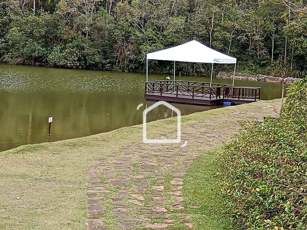 Casa de Condomínio à venda com 3 quartos, 240m² - Foto 66