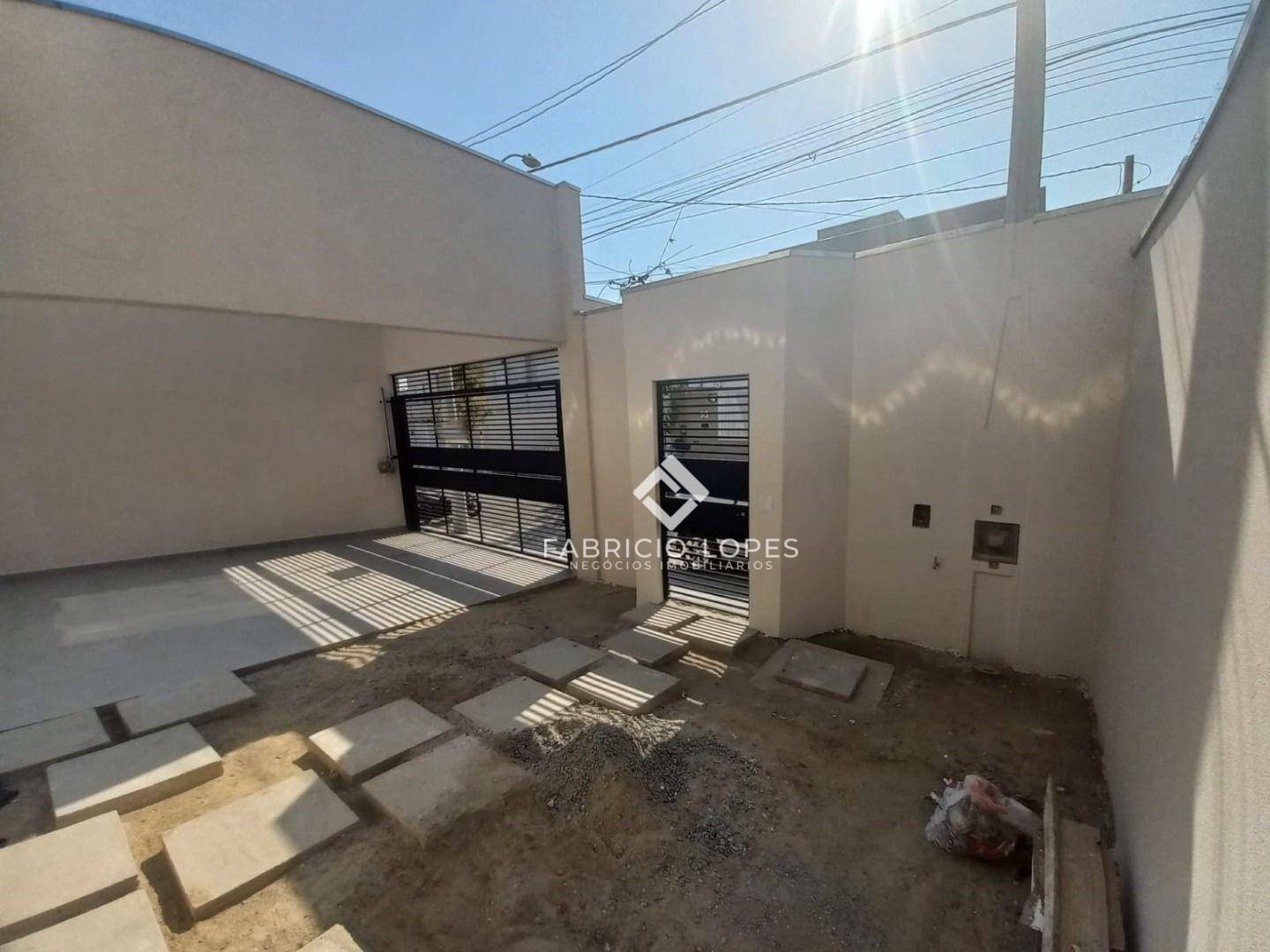 Casa à venda com 3 quartos, 160m² - Foto 4