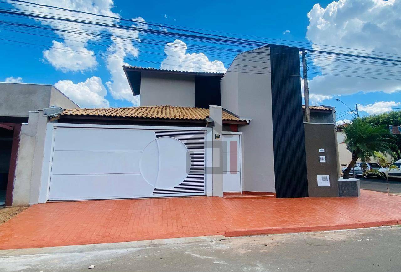 Casa, 3 quartos - Foto 1