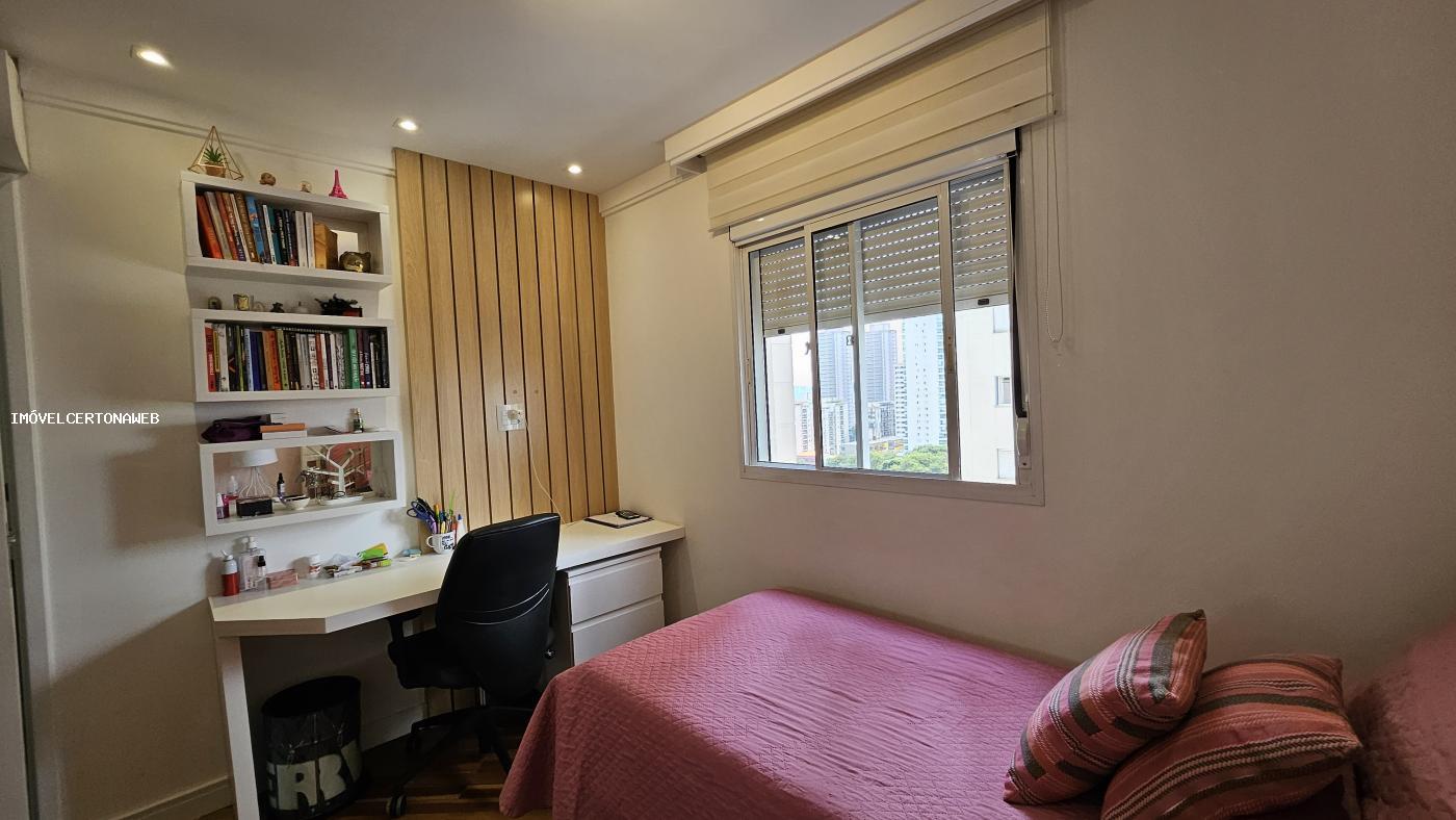 Apartamento à venda com 3 quartos, 186m² - Foto 30