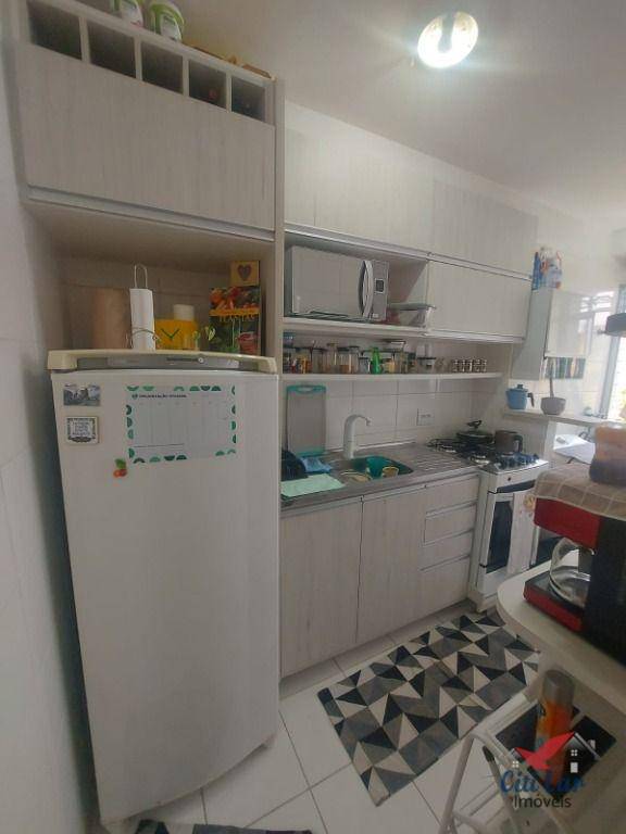 Apartamento à venda com 2 quartos, 45m² - Foto 4