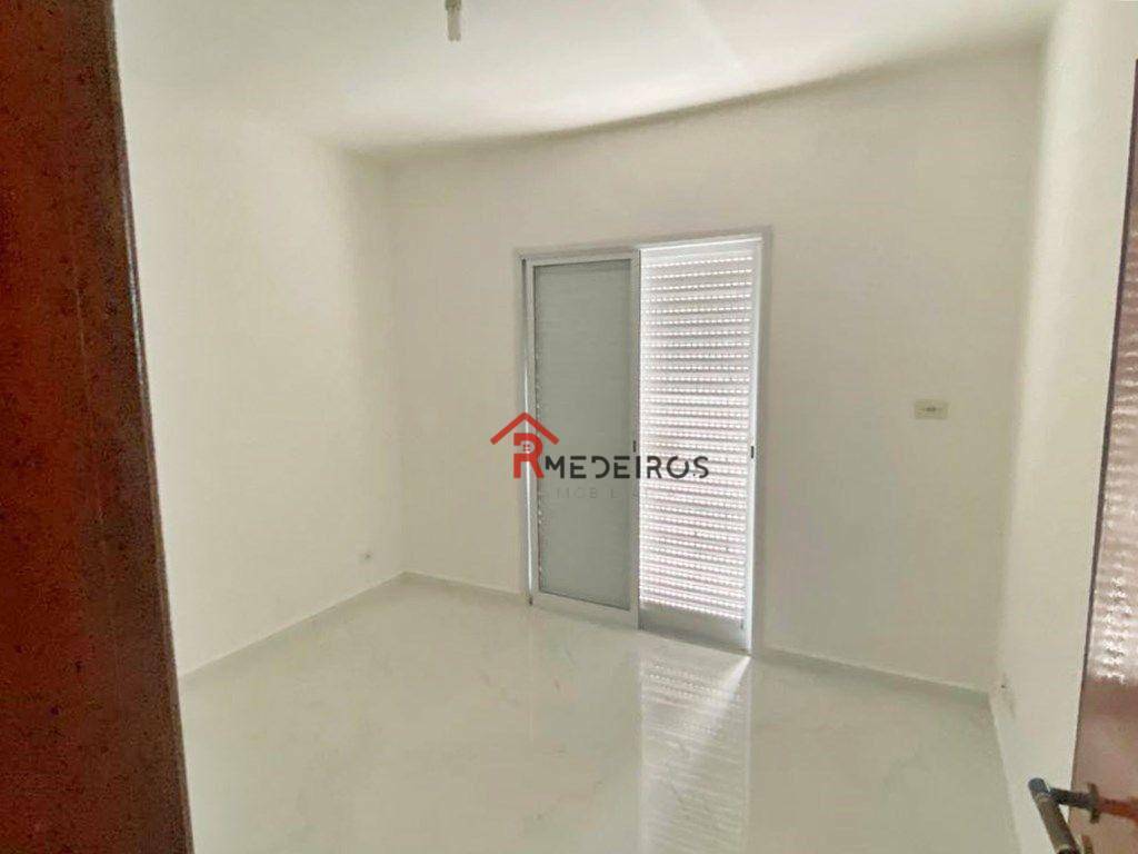 Casa à venda com 3 quartos, 122m² - Foto 10