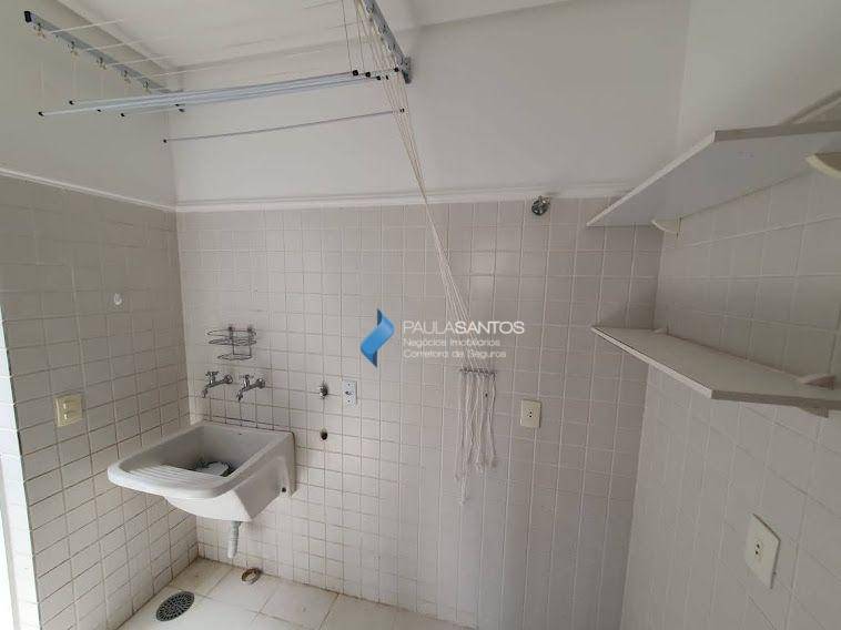 Casa de Condomínio para alugar com 3 quartos, 270m² - Foto 29