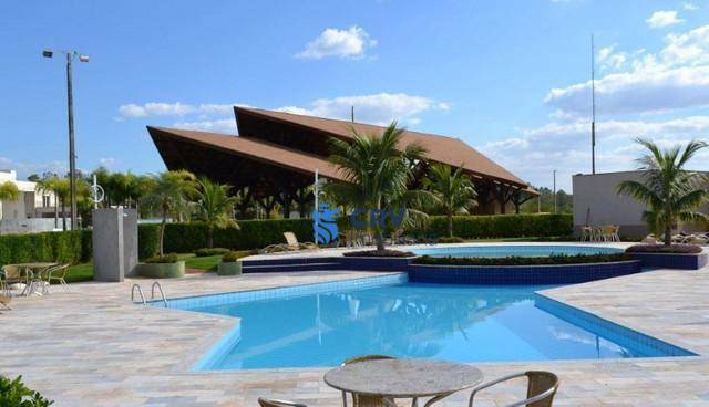 Casa de Condomínio para alugar com 4 quartos, 227m² - Foto 18