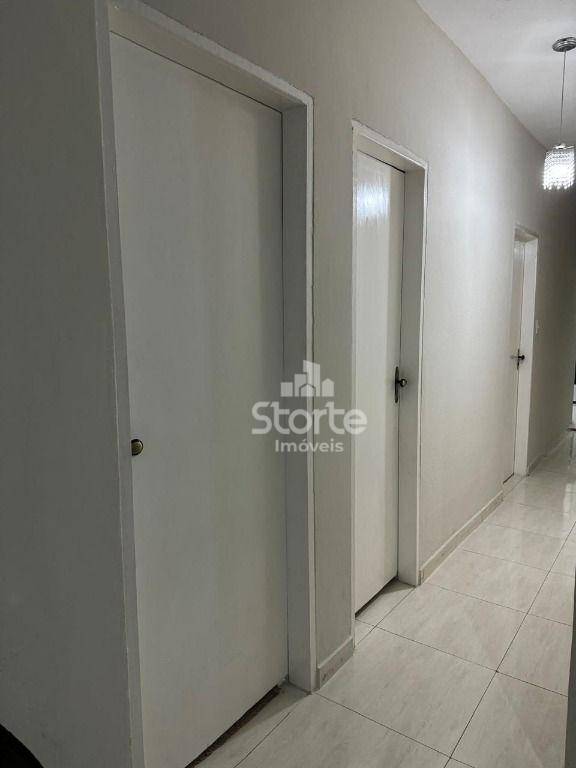Casa à venda com 4 quartos, 230m² - Foto 5