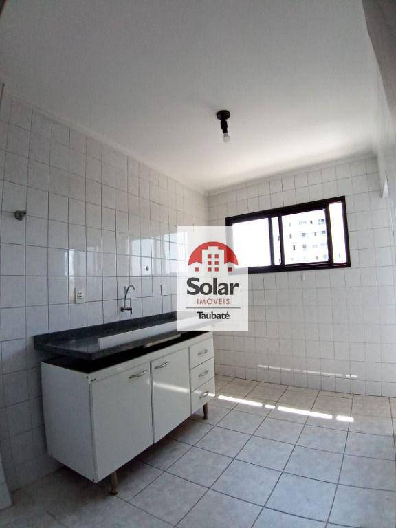 Apartamento à venda com 2 quartos, 75m² - Foto 4