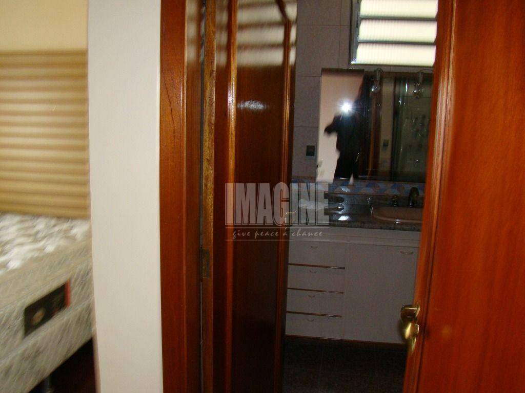 Apartamento à venda com 3 quartos, 235m² - Foto 17