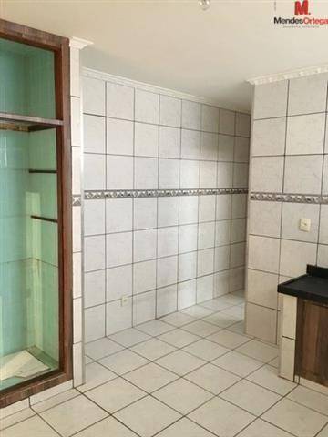 Casa para alugar com 3 quartos, 300m² - Foto 9