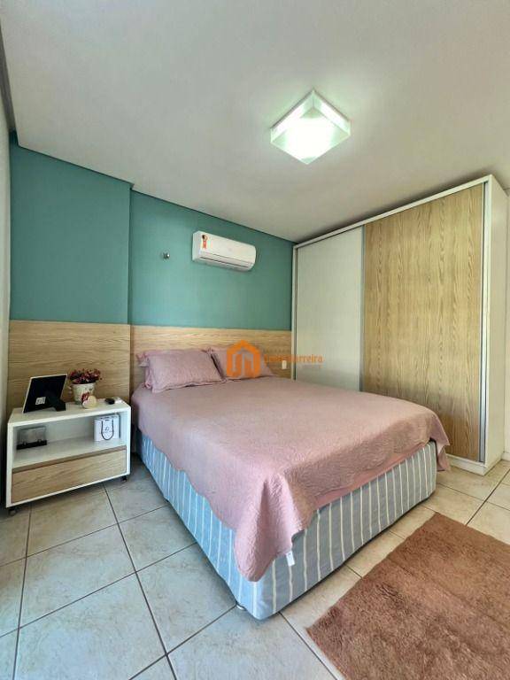 Apartamento à venda com 3 quartos, 112m² - Foto 13