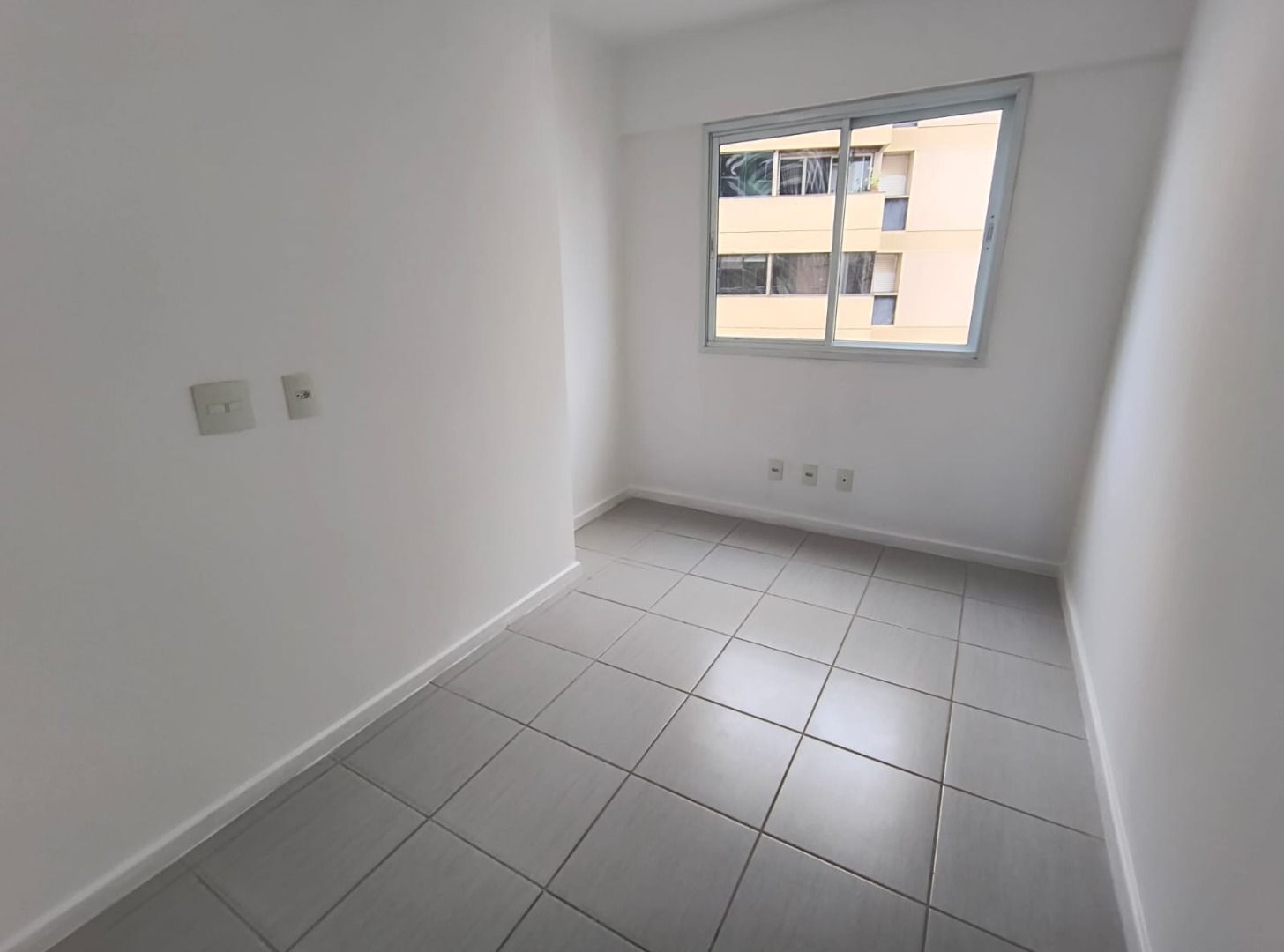 Apartamento para alugar com 3 quartos, 80m² - Foto 44