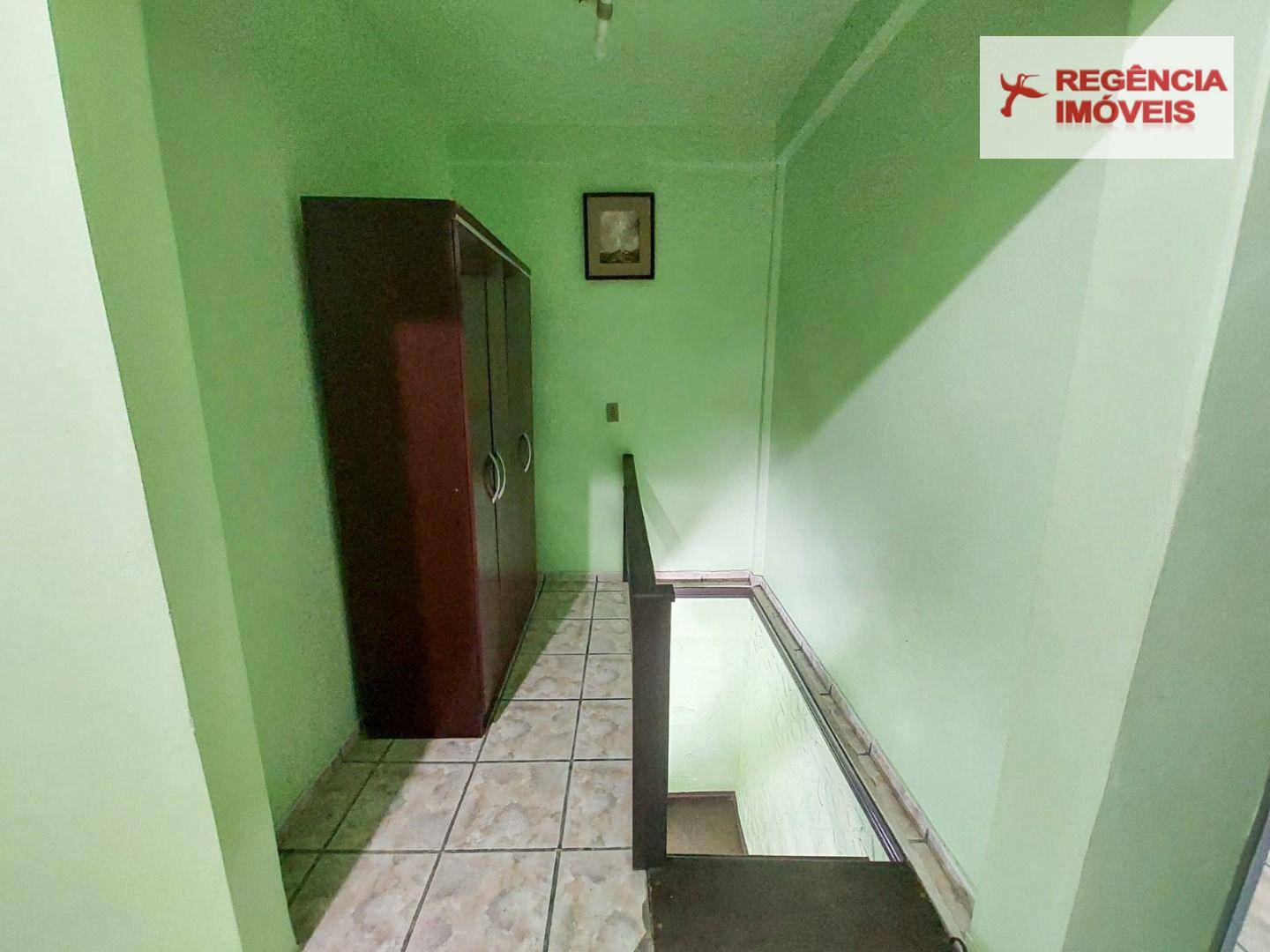 Casa para alugar com 8 quartos, 200m² - Foto 28