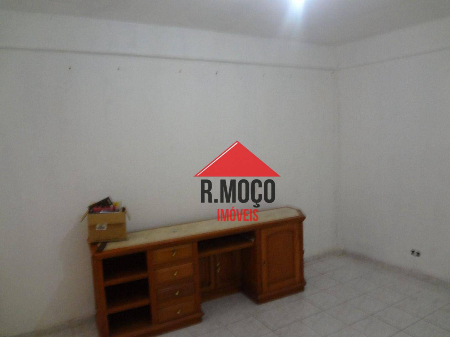 Sobrado à venda com 8 quartos, 100m² - Foto 20