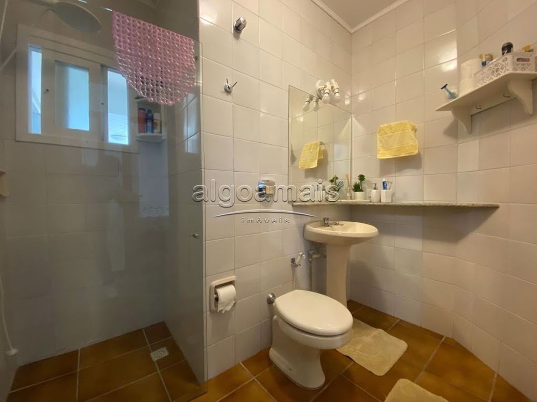 Casa à venda com 3 quartos, 250m² - Foto 14