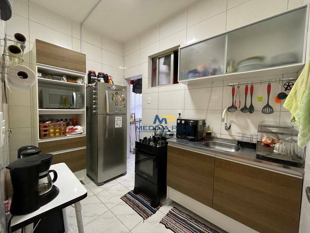 Apartamento à venda com 3 quartos, 100m² - Foto 3