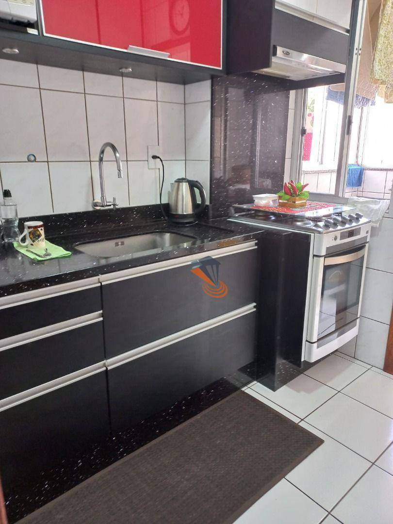 Apartamento à venda com 2 quartos, 78m² - Foto 6