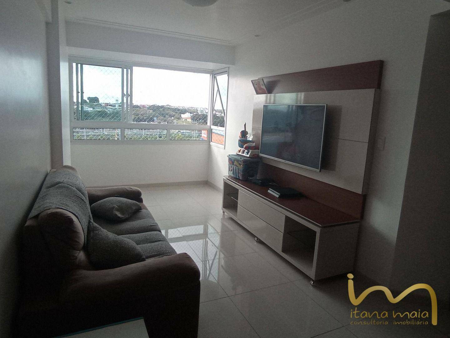 Apartamento à venda com 3 quartos, 70m² - Foto 2