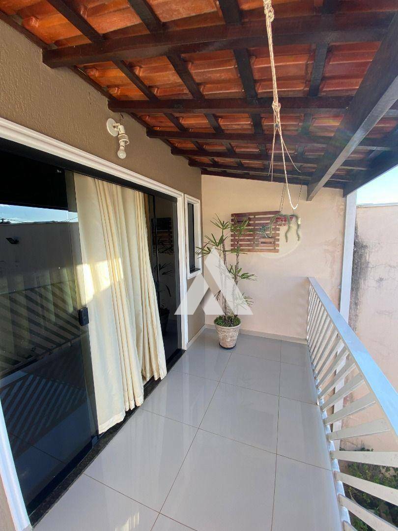 Casa à venda com 4 quartos, 210m² - Foto 12