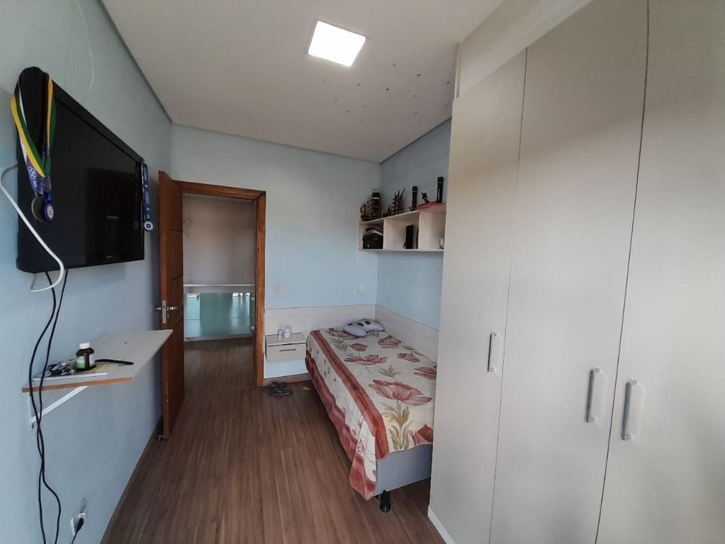 Casa à venda com 3 quartos, 250m² - Foto 47