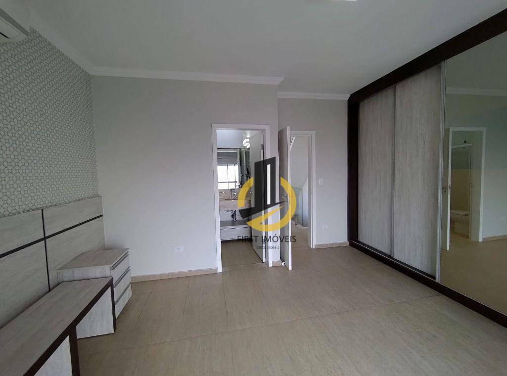 Sobrado à venda com 2 quartos, 220m² - Foto 22