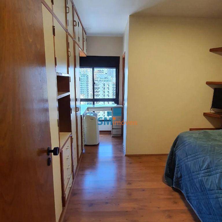 Apartamento à venda com 4 quartos, 157m² - Foto 11