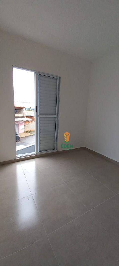 Casa à venda com 2 quartos, 55m² - Foto 12