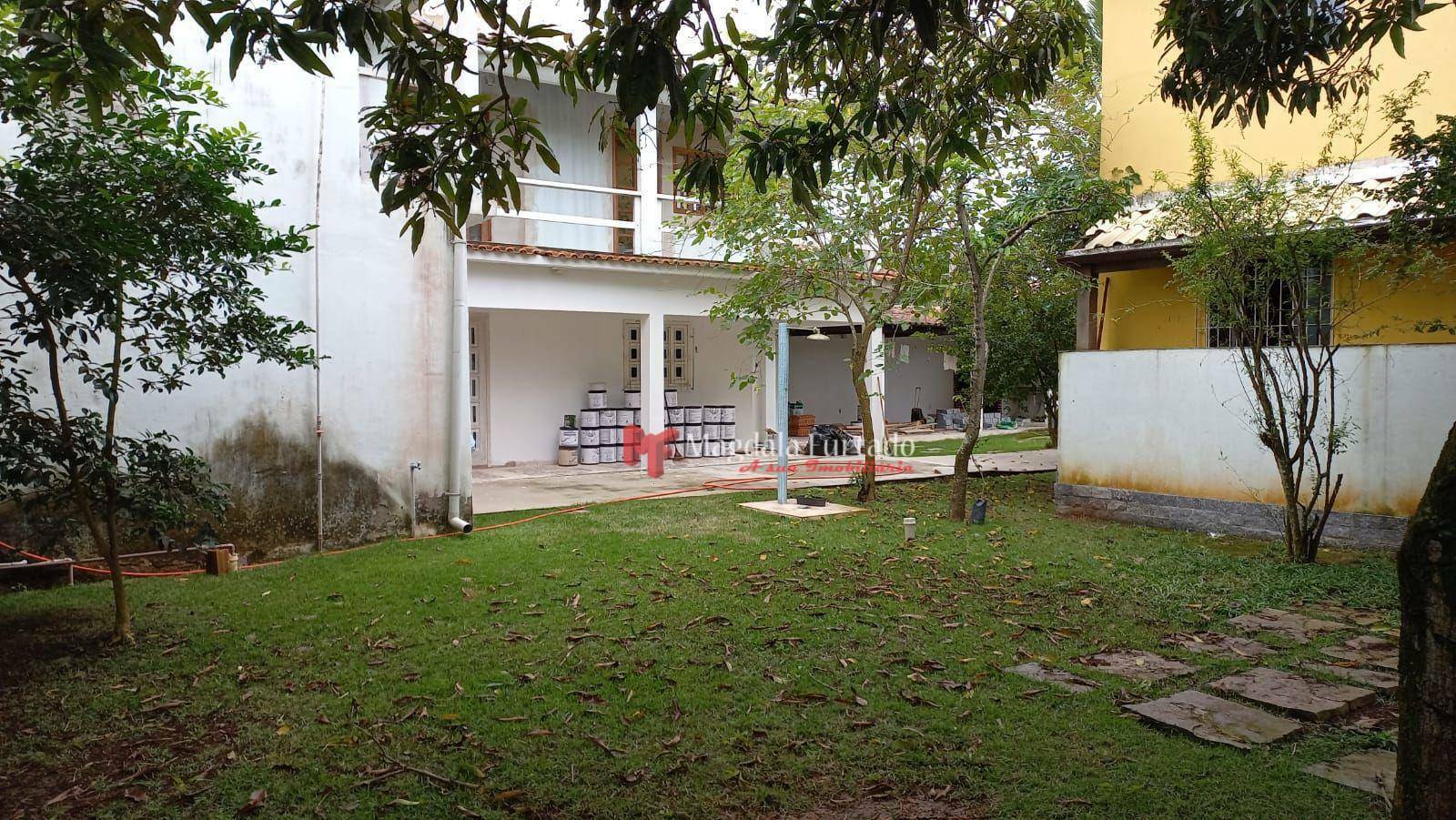 Casa à venda com 3 quartos, 205m² - Foto 3