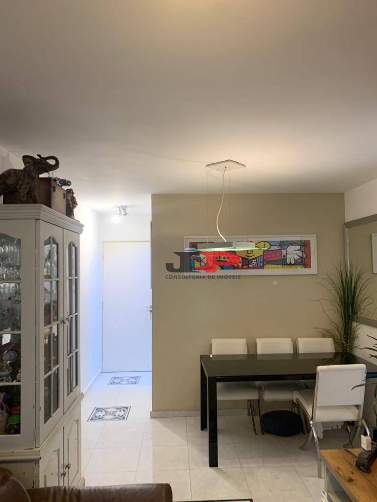 Apartamento à venda com 2 quartos, 64m² - Foto 4