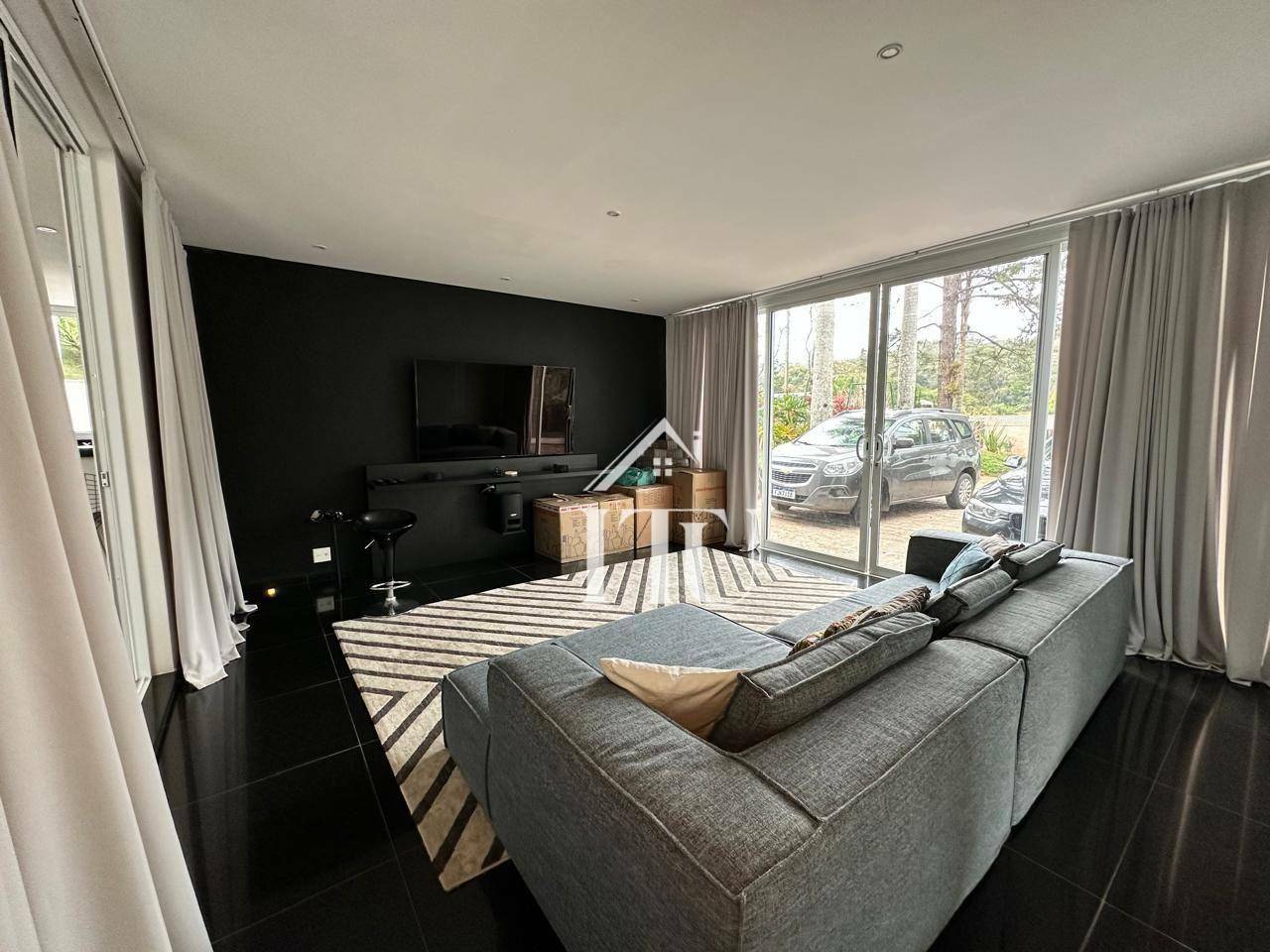 Chácara à venda e aluguel com 5 quartos, 900m² - Foto 13
