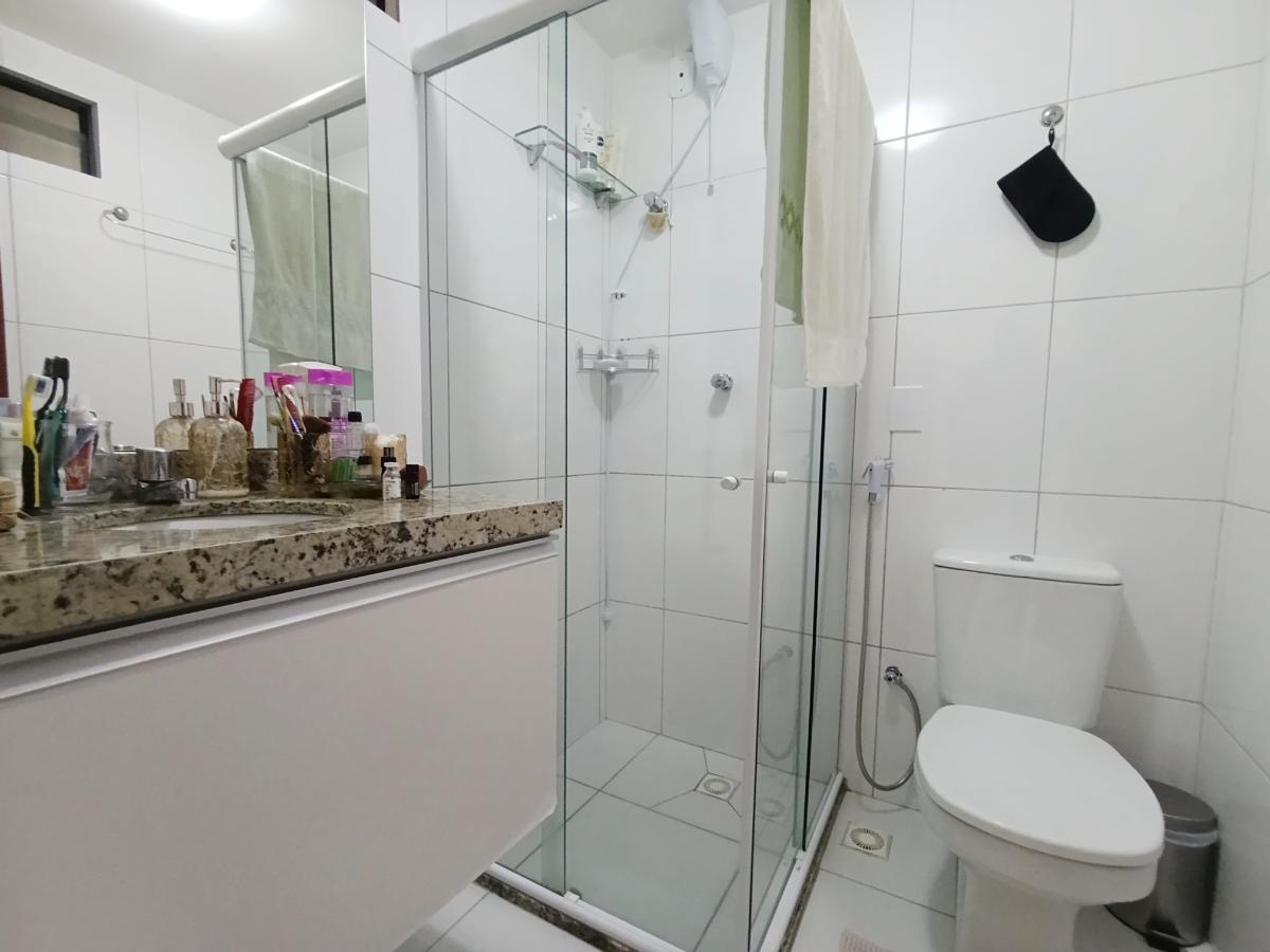 Apartamento à venda com 2 quartos, 64m² - Foto 12