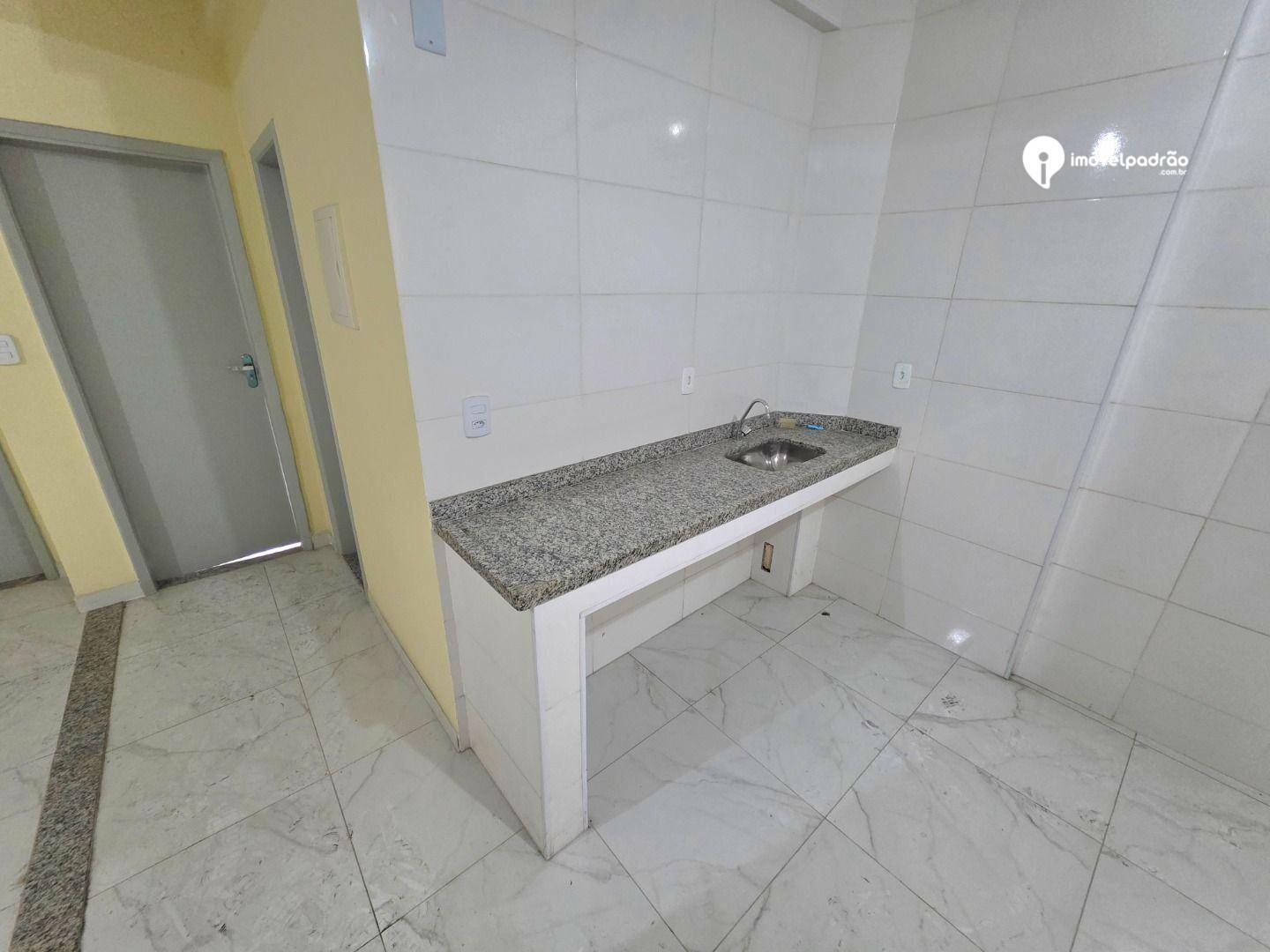 Apartamento para alugar com 2 quartos, 80m² - Foto 17
