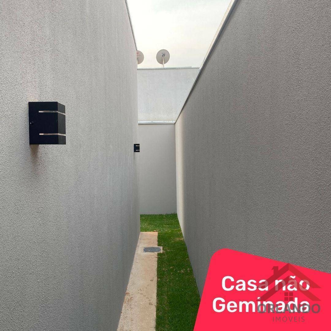 Casa à venda com 2 quartos, 67m² - Foto 11